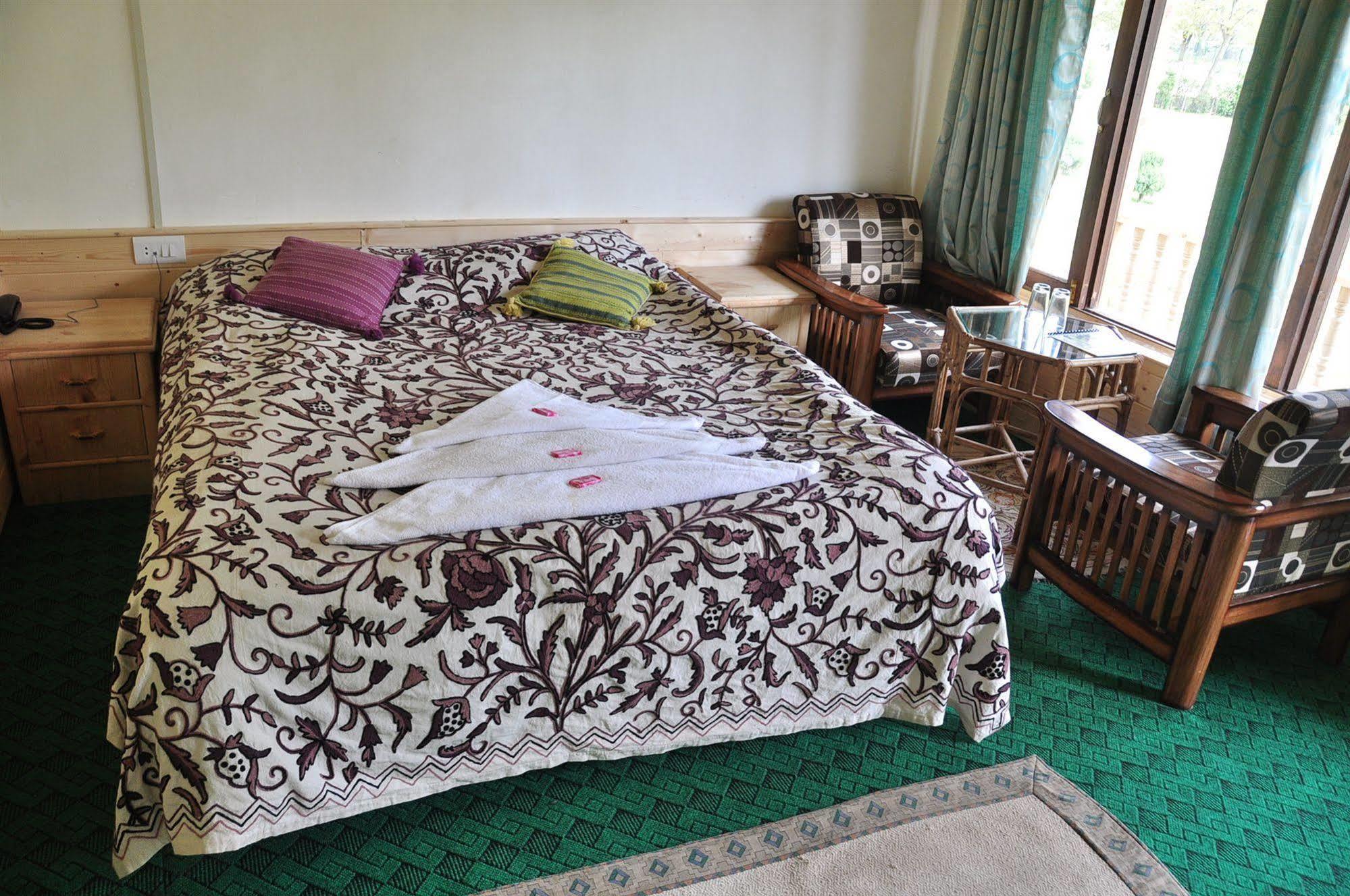 Himalaya House Hotel Pahalgam Ngoại thất bức ảnh
